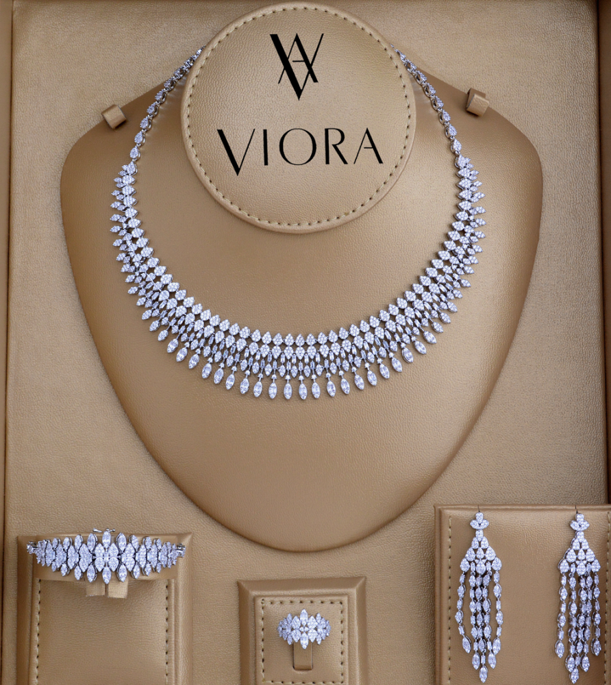 طقم زركون تصميم ألماس