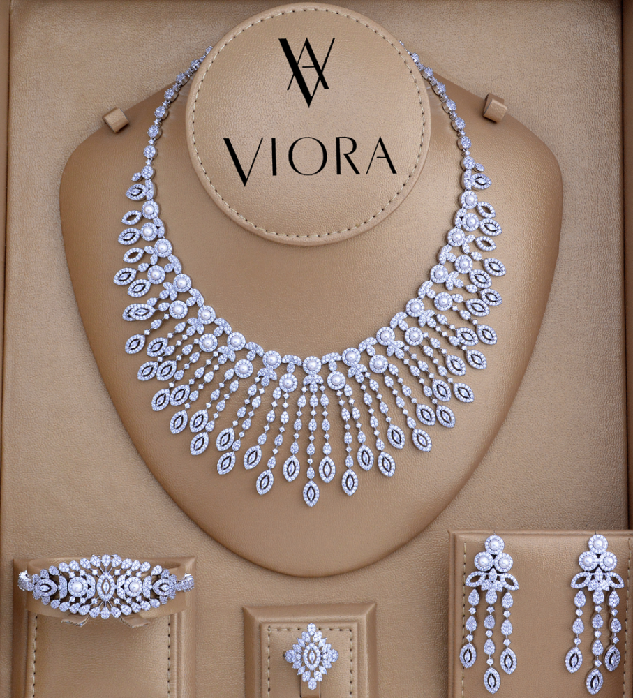 طقم لولو تصميم ألماس