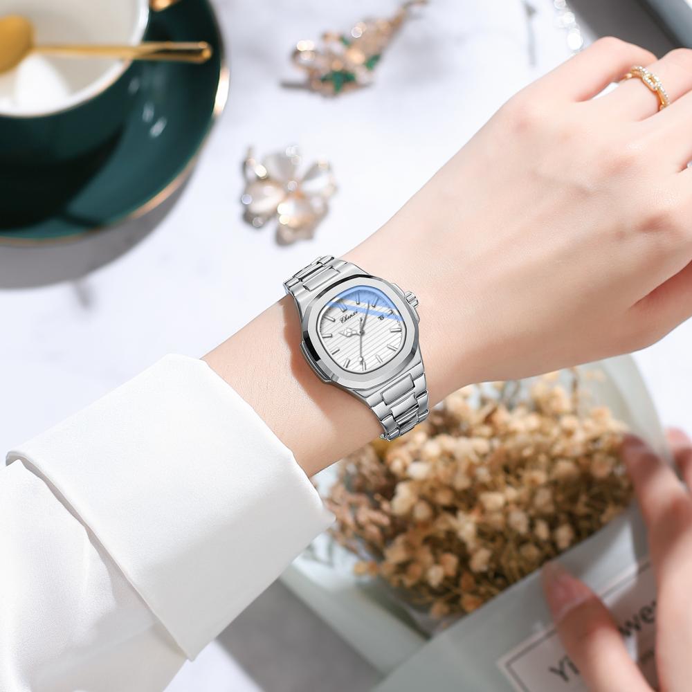 طقم مكون من ساعتين شبيهة باتيك فليب رجالية ونسائية باللون الفضي