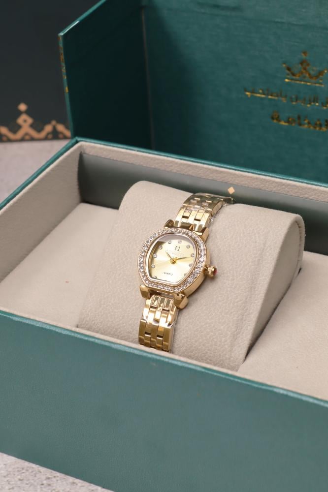 بكج ( ساعة وشنطة ) مع تغليف بوكس فاخر