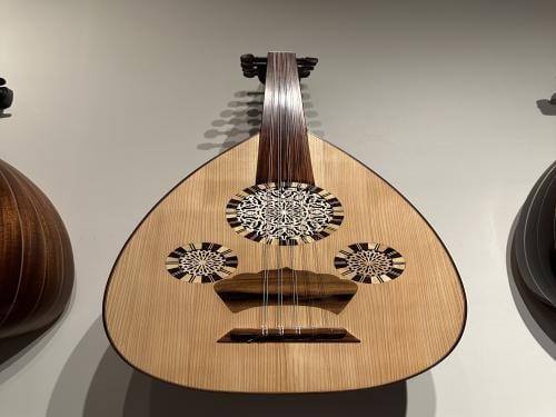 عود عبدالعال خشب مهوجني وجه موسكي