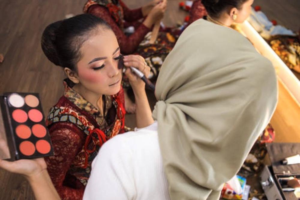 مكياج سريع لسهرات رمضان مكياج سريع لسهرات رمضان