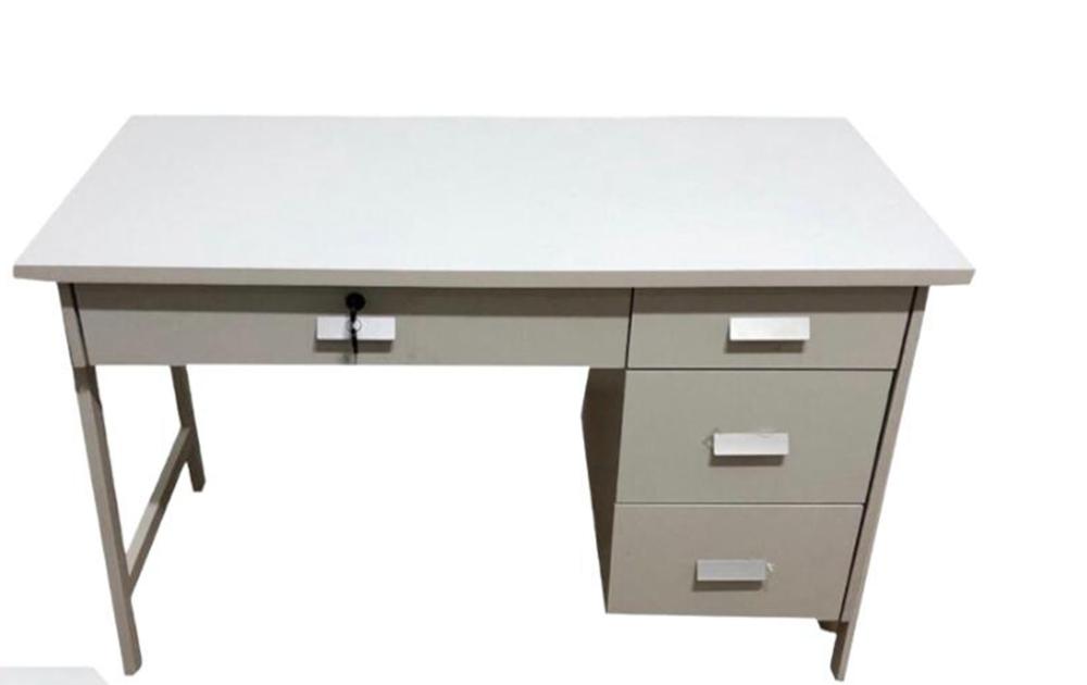 Wooden office table with iron legs and simple design Vision of offices for the manufacture and supply of office furniture