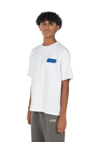 WHITE T-SHIRT