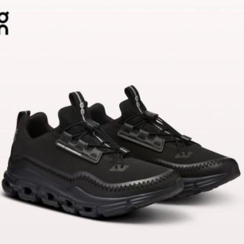 cloudaway black on tunning black