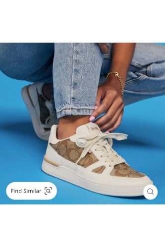 جزمة كوتش Sneaker In Signature Canvas