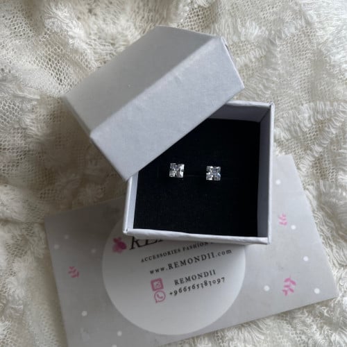 حلق طبي ستيل كرستالات مربع 16g
