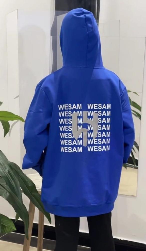 بلوفر الهلال الاكثر مبيعاً