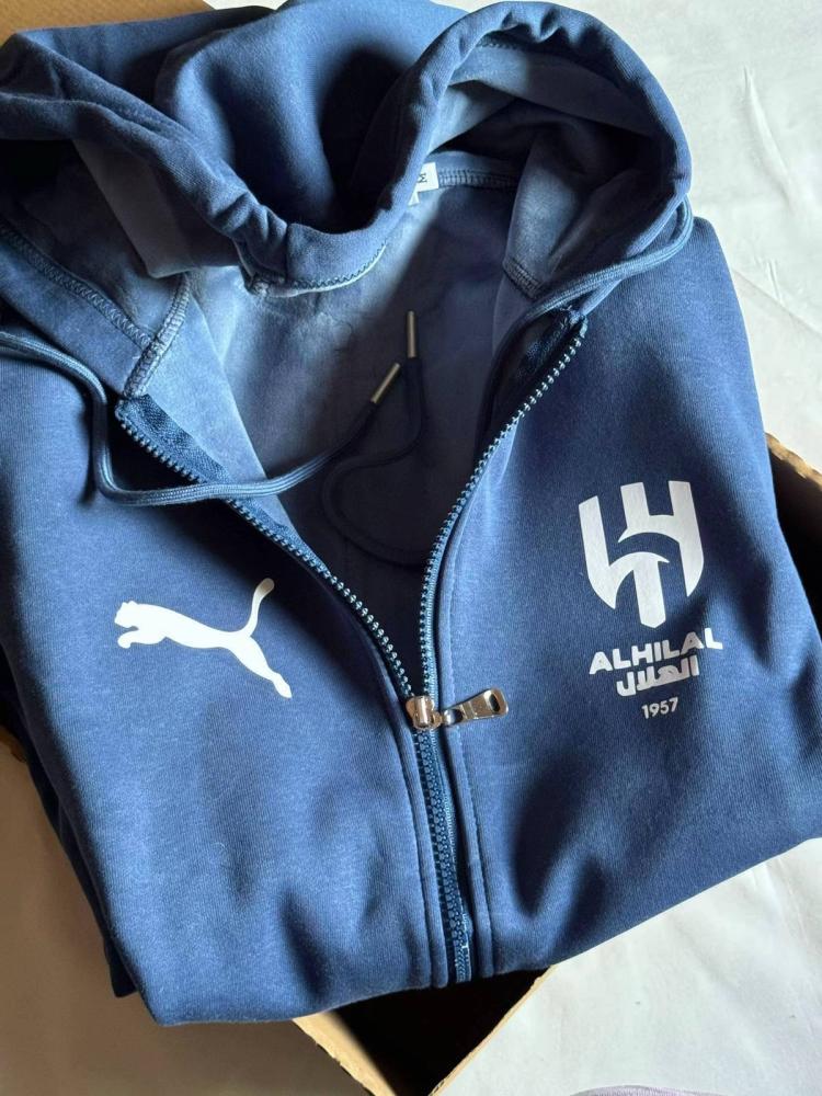 جاكيت الهلال الشتوي الفخم