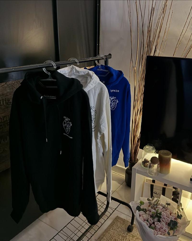 هودي أنيق - شكل قلب