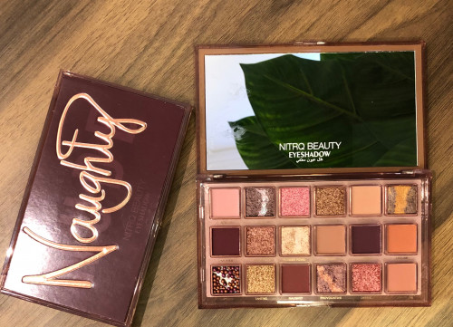 باليت ايشدو 18 لون