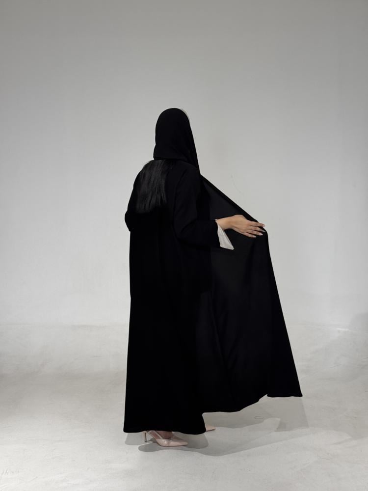 ملكي مع أكمام سواره بفتحة بيج