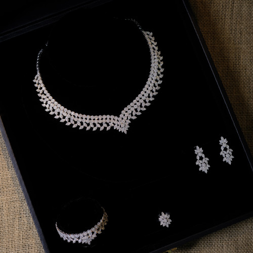 925 Sterling Silver Set With Diamond Design Inlaid With Zircon Lobes Azinjewelery للفضة عيار 925 والمجوهرات