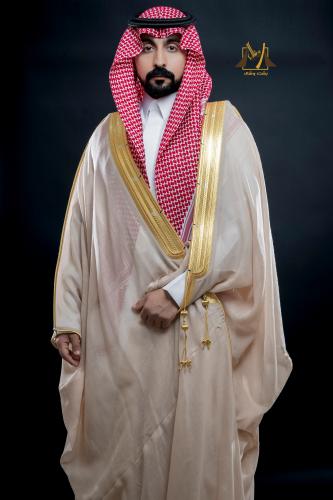 بشت ملكي رجالي لون بيج