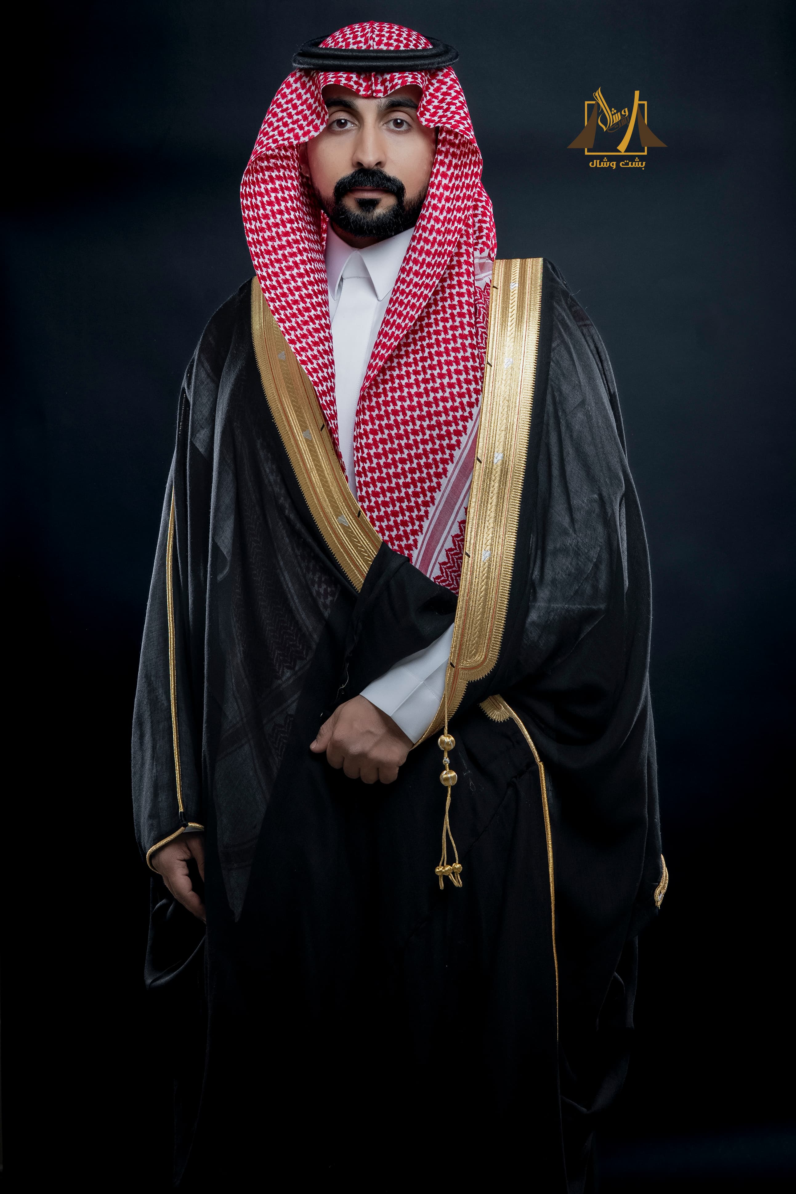 بشت سعودي اسود