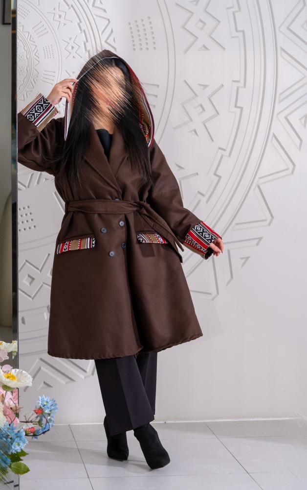 جاكيت نسائي جوخ مطرز بسدو