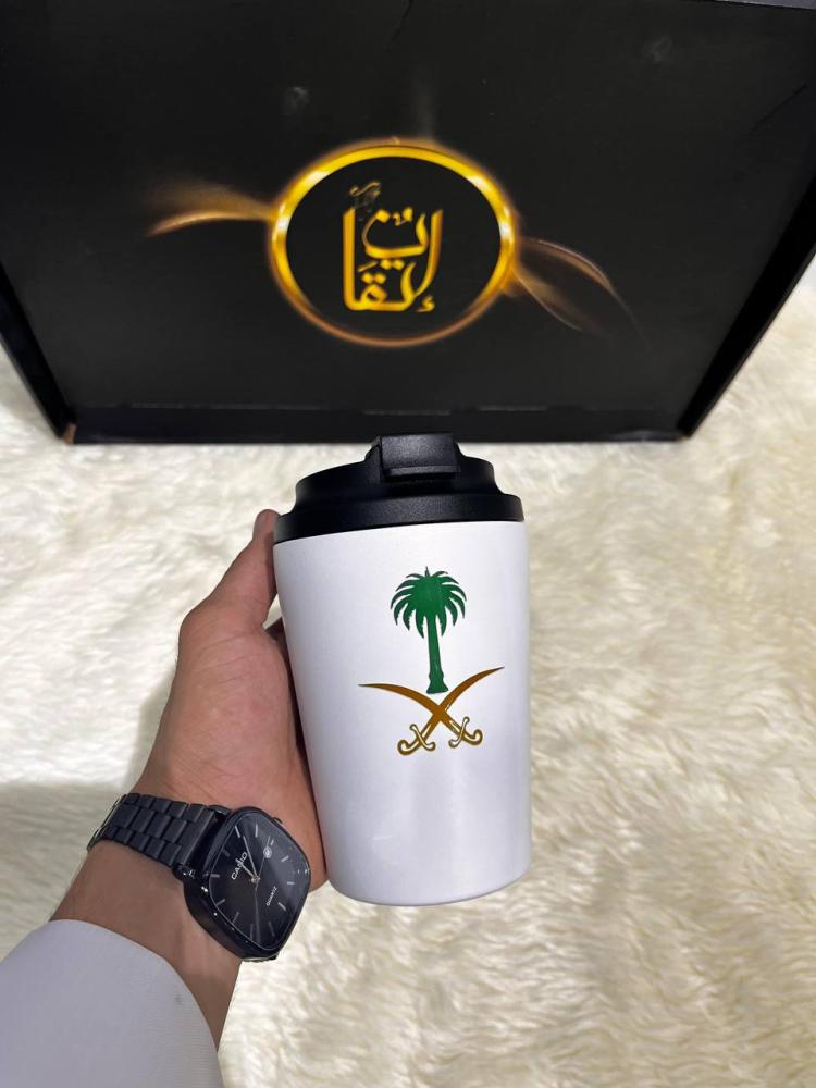 كوب سيفين ونخلة