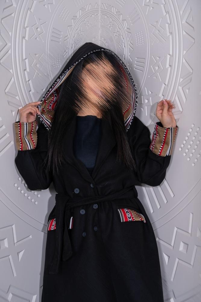 جاكيت نسائي جوخ مطرز بسدو