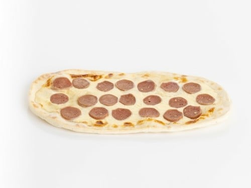 قارب نقانق وجبن