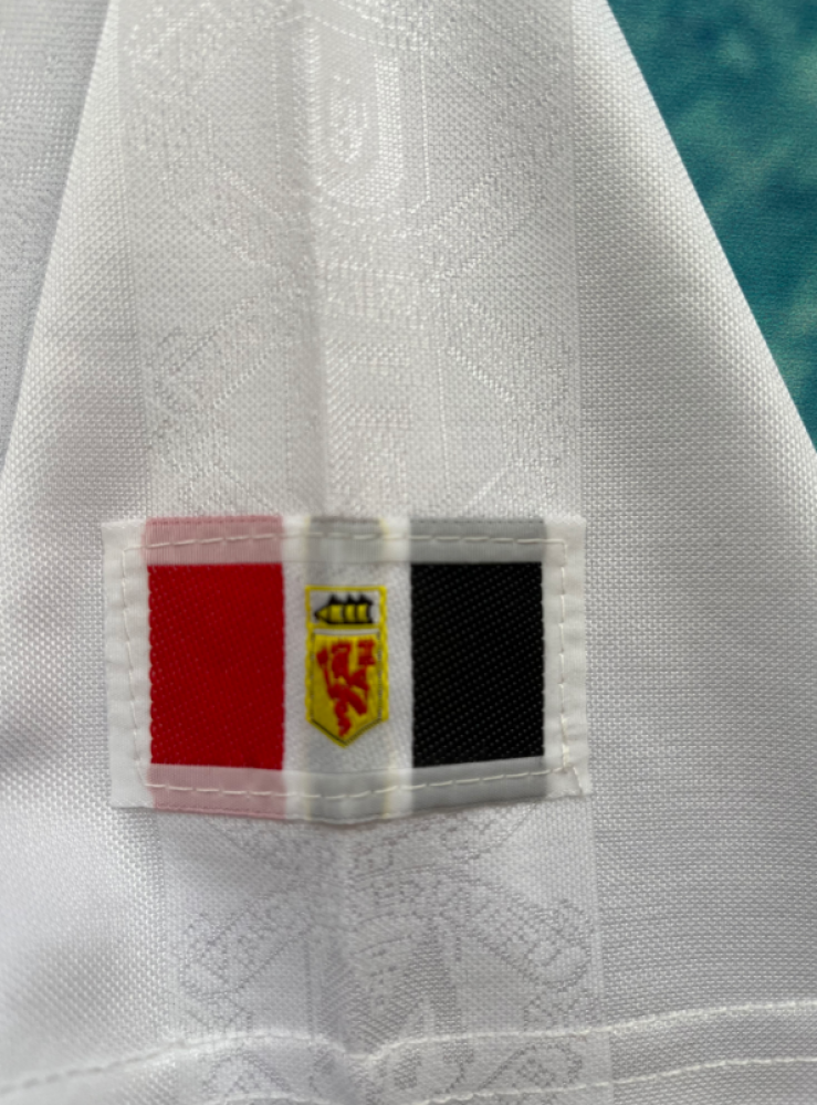 تيشيرت مانشستر يونايتد