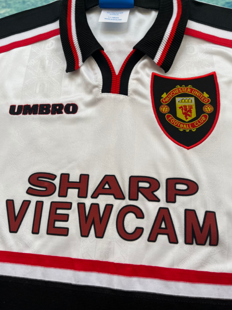 تيشيرت مانشستر يونايتد