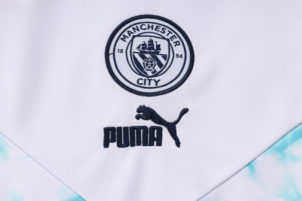 طقم مانشستر سيتي