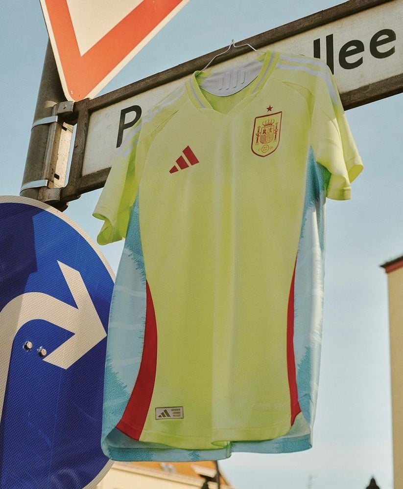 تي شيرت منتخب اسبانيا