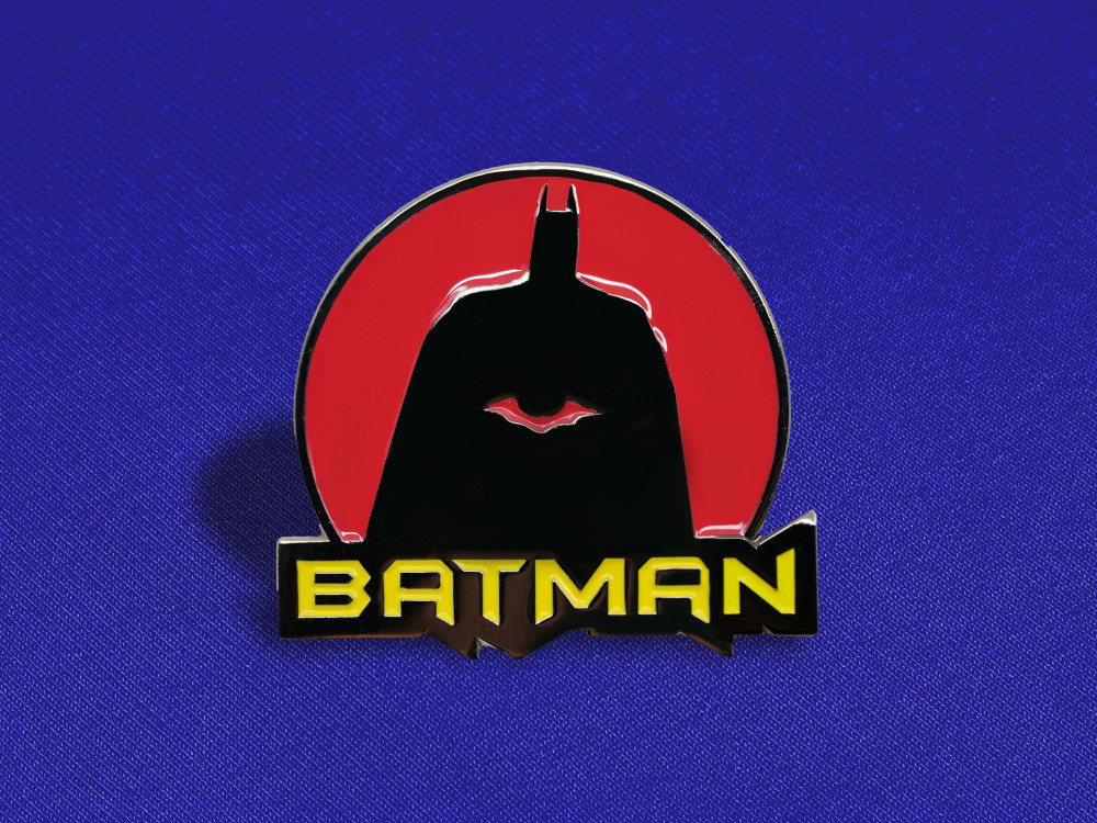 Brooch - red Batman logo - متجر سكاي بنز