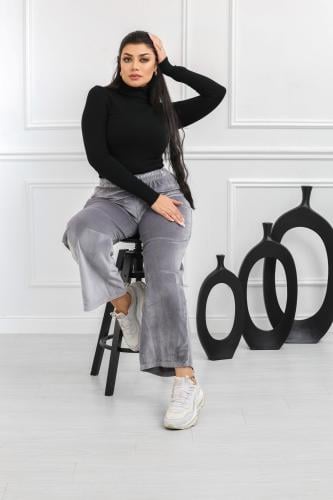 MUUET COTTON VELOUR BELL PANTS グレー MUUET COTTON VELOUR BELL PANTS グレー Wide Leg Pant in Velour
