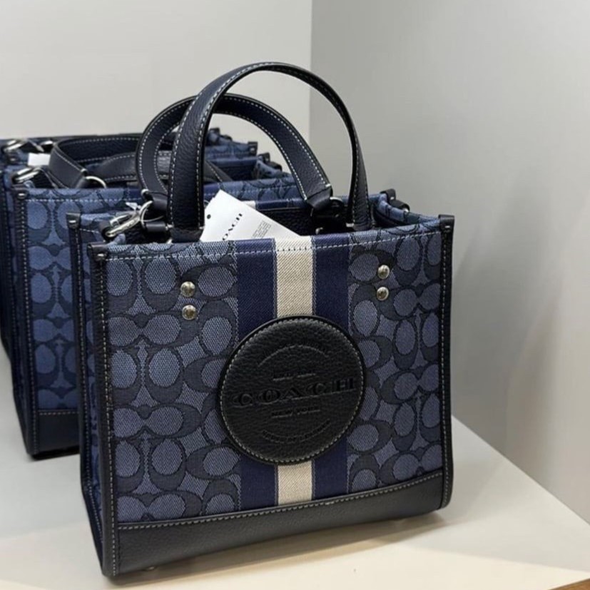 شنطة كوتش ديمبسي توت فوري