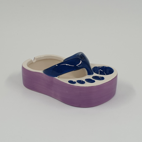 طفاية نعلة بنفسجي