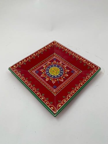 صحن حلويات خشبية احمر صغير