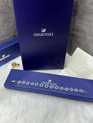 اسوارة سوارفسكي Swarovski