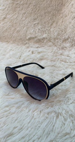 نظارة جولتشي اند جابانا