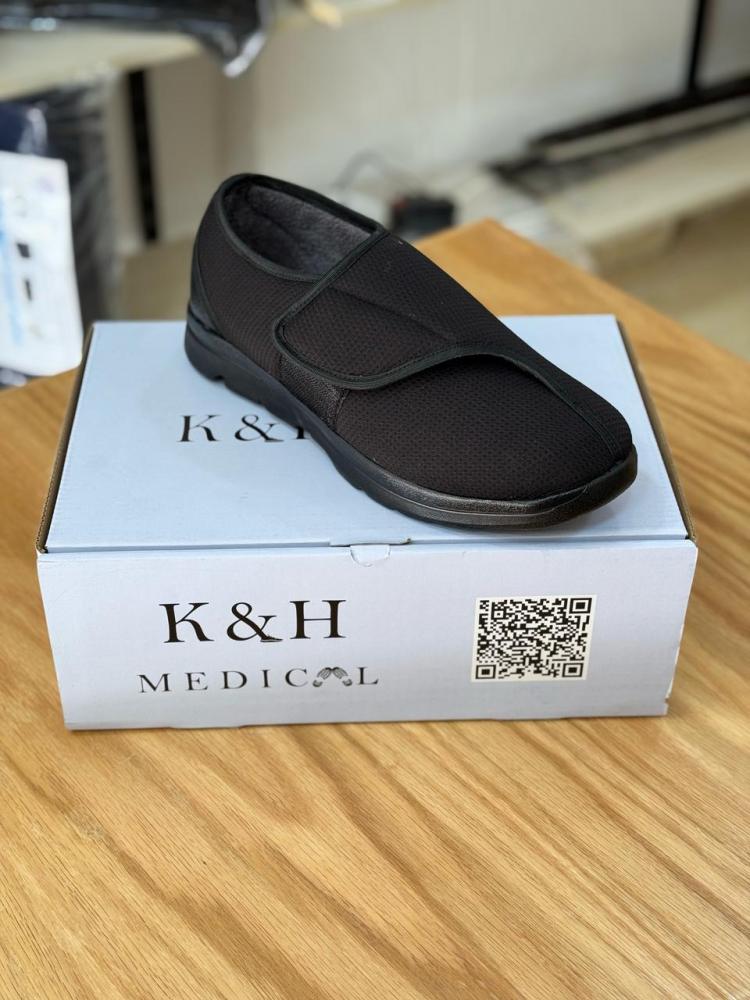 حذاء مغلق مريح لمرضى السكر103