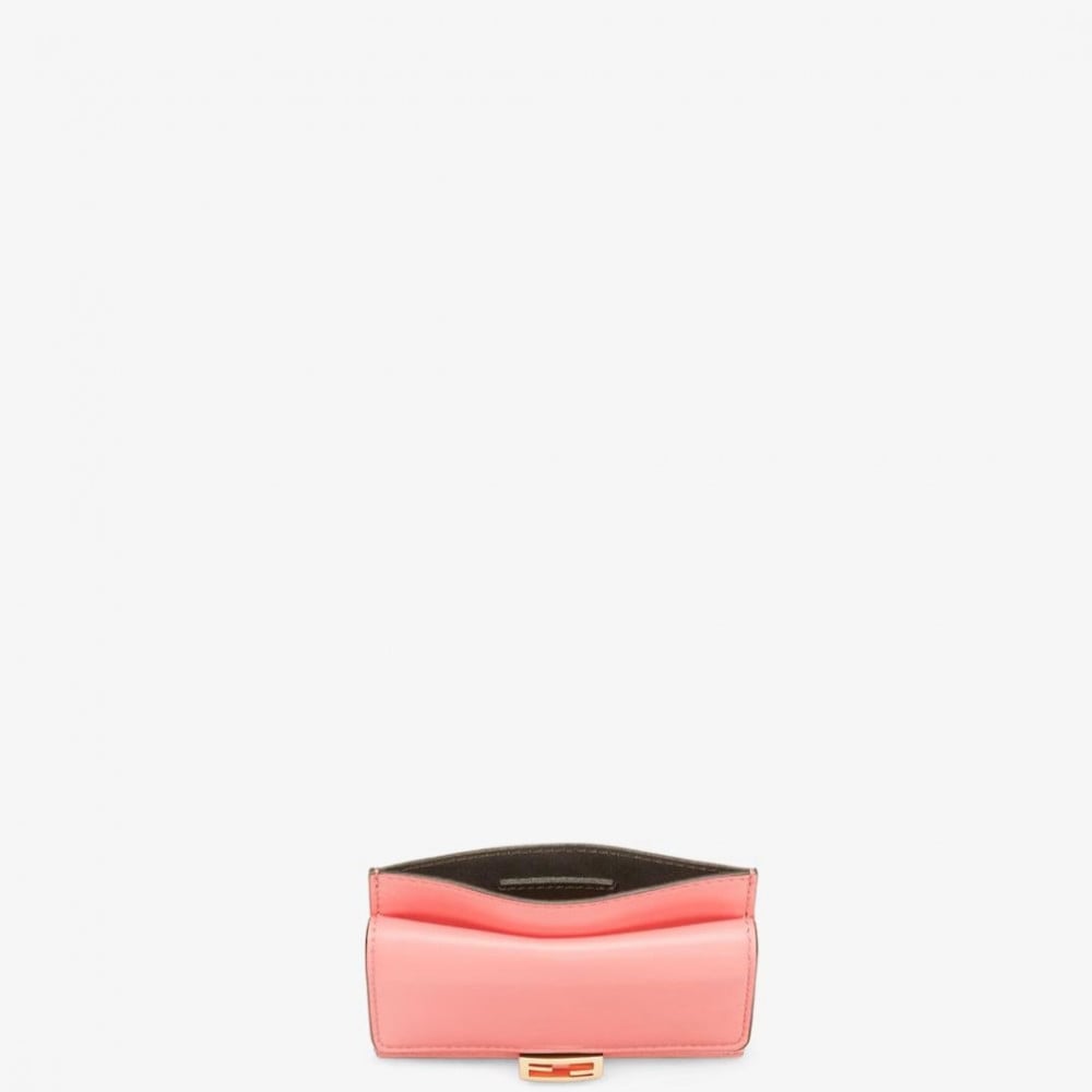 محفظة Fendi