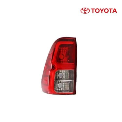 اسطب خلفى-  يسار - هايلكس - الموديل : ٢٠١٨ إلى ٢٠٢٠  - رقم القطعة  : 81560-0K271 -  اصلى وكاله