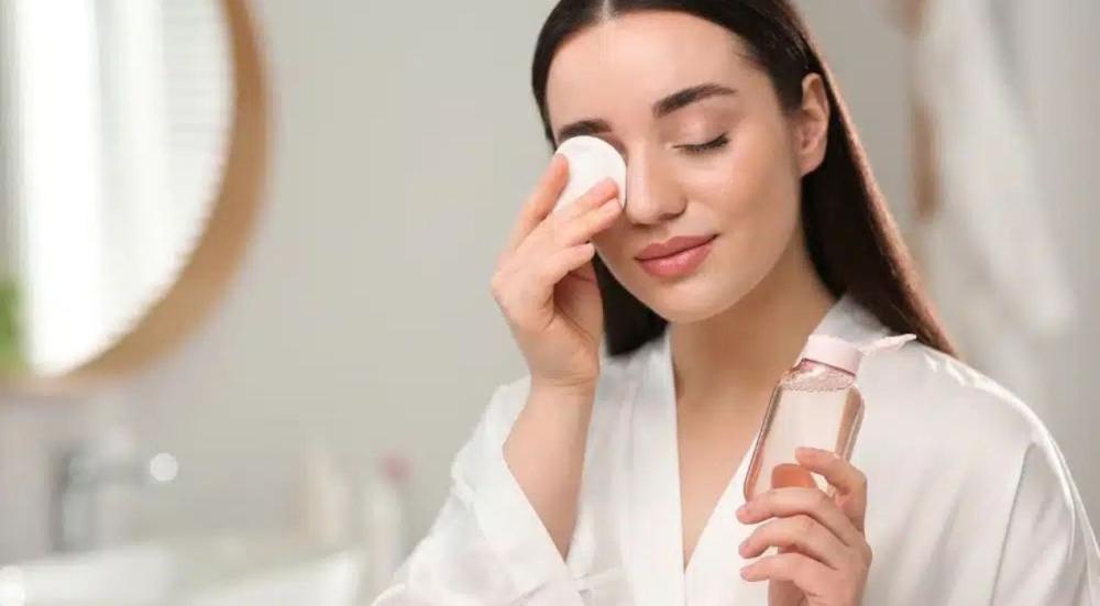 تونر الوجه المناسب لنوع بشرتك