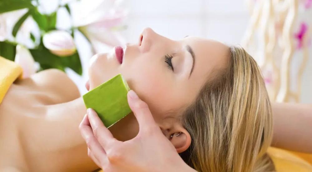 الصبار للبشرة والشعر