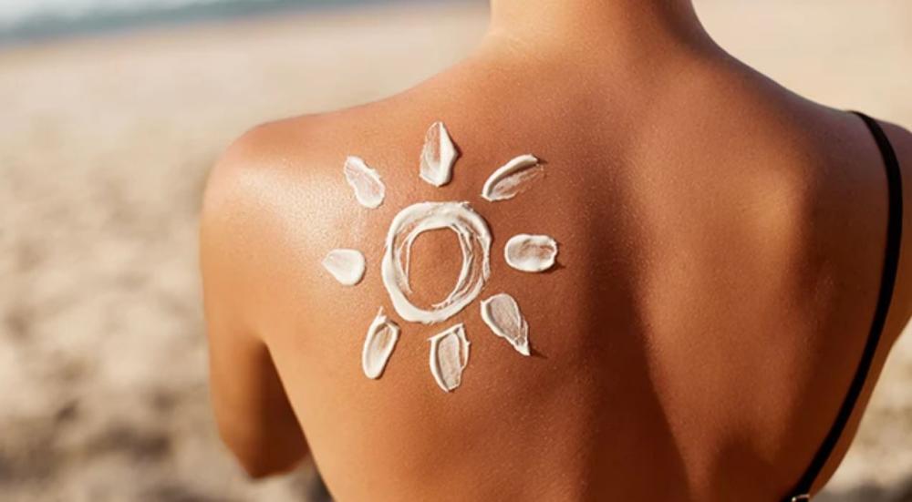 واقي شمس طبيعي للبشرة