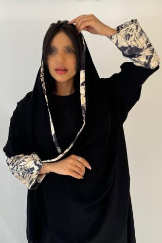 عبايه بأكمام جاكار سكري
