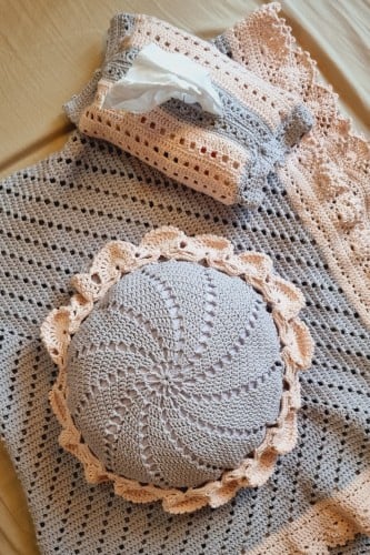 طقم بطانية+وسادة+غلاف مناديل
