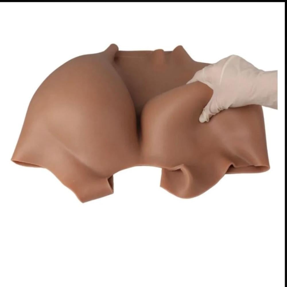 شورت مع ضغط اليد لإبراز بروز المؤخرة