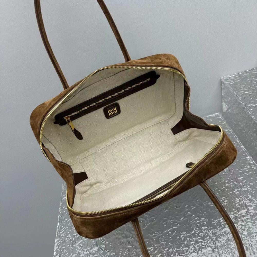 Beau Velvet Bag