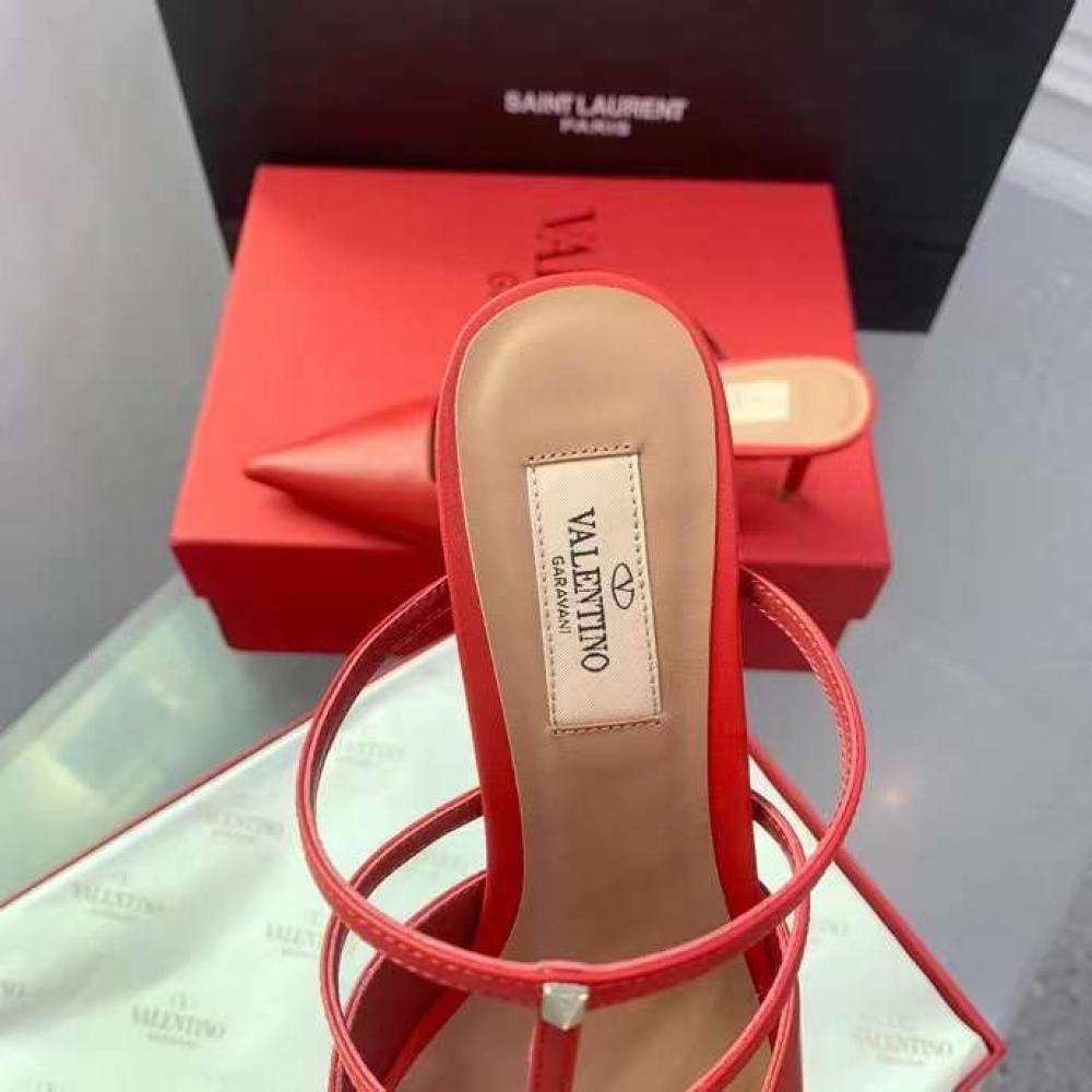 VALENTINO GARAVANI Leather Rockstud Mules