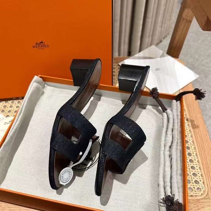 Oran Sandal