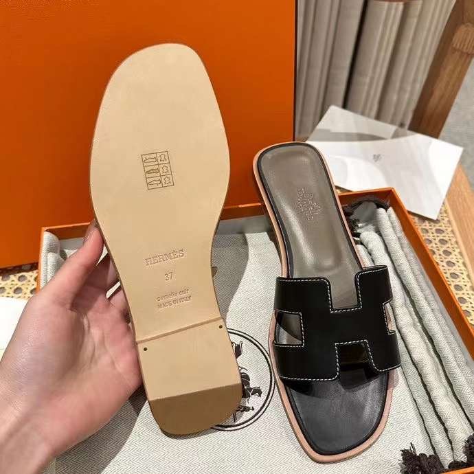 Oran Sandal