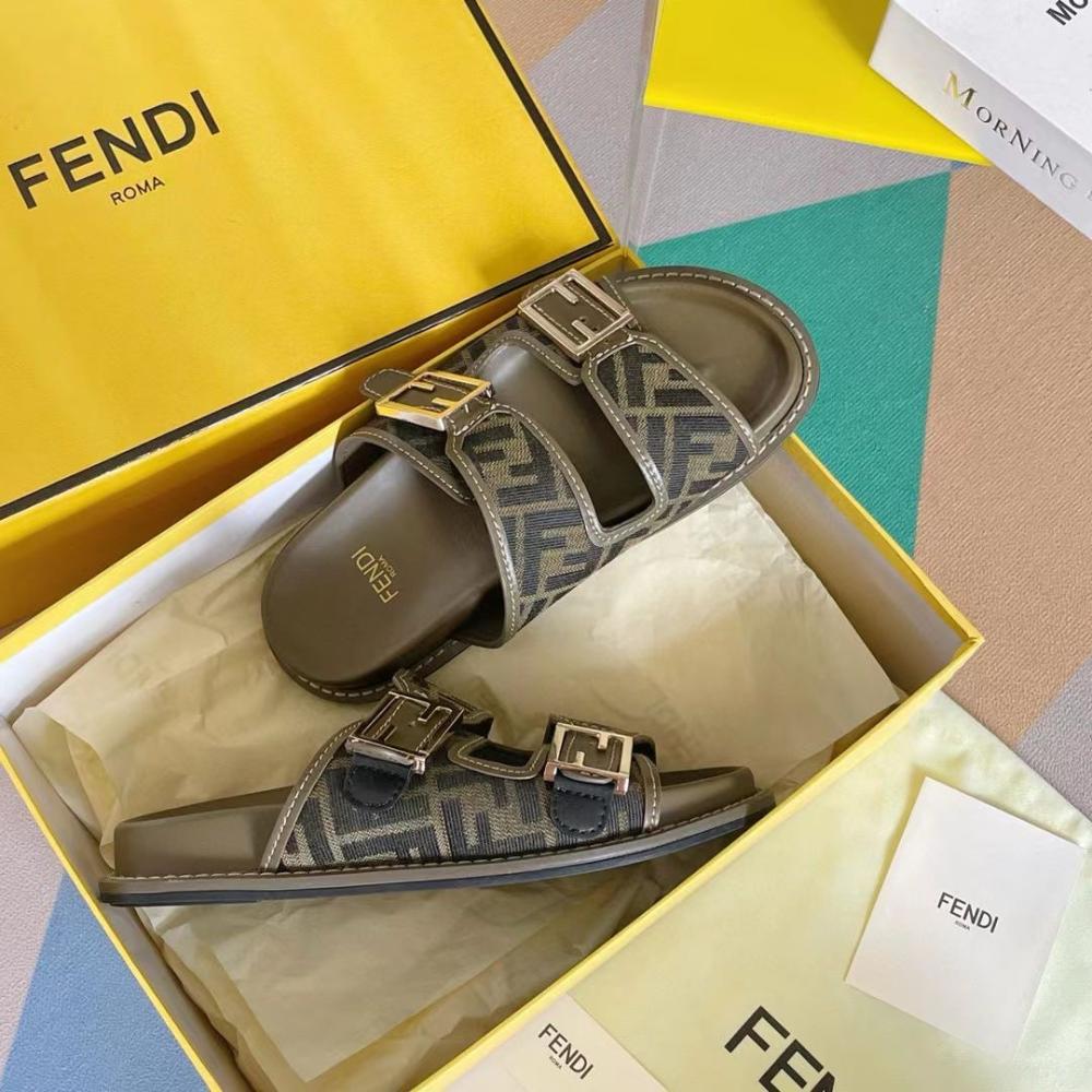 Fendi Logo Plaque Open-Toe Sandals