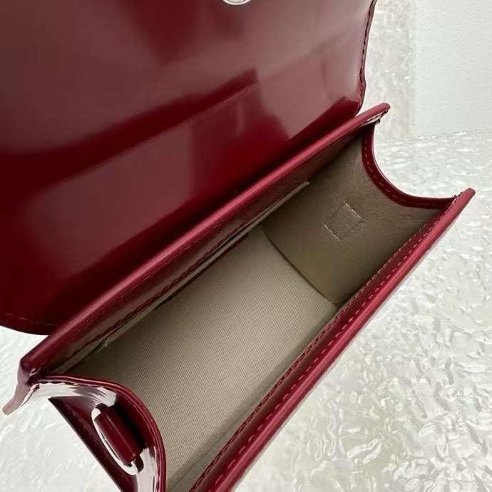 Le Chiquito Long Signature Handbag