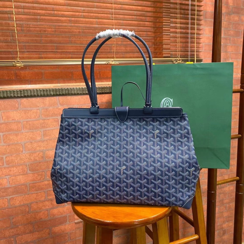 Bellechasse Biaude PM Bag